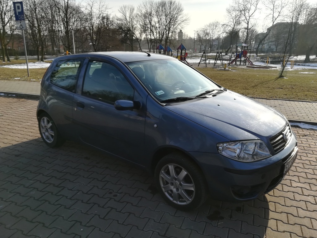 Fiat Punto 2FL 1.4 16v 2003 przebieg 91tyś