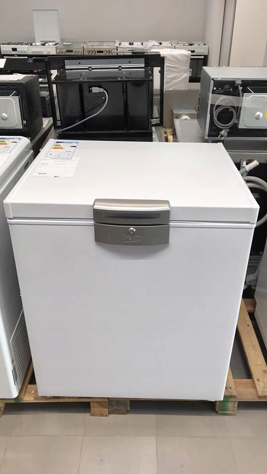 Zamrażarka Beko HS221521