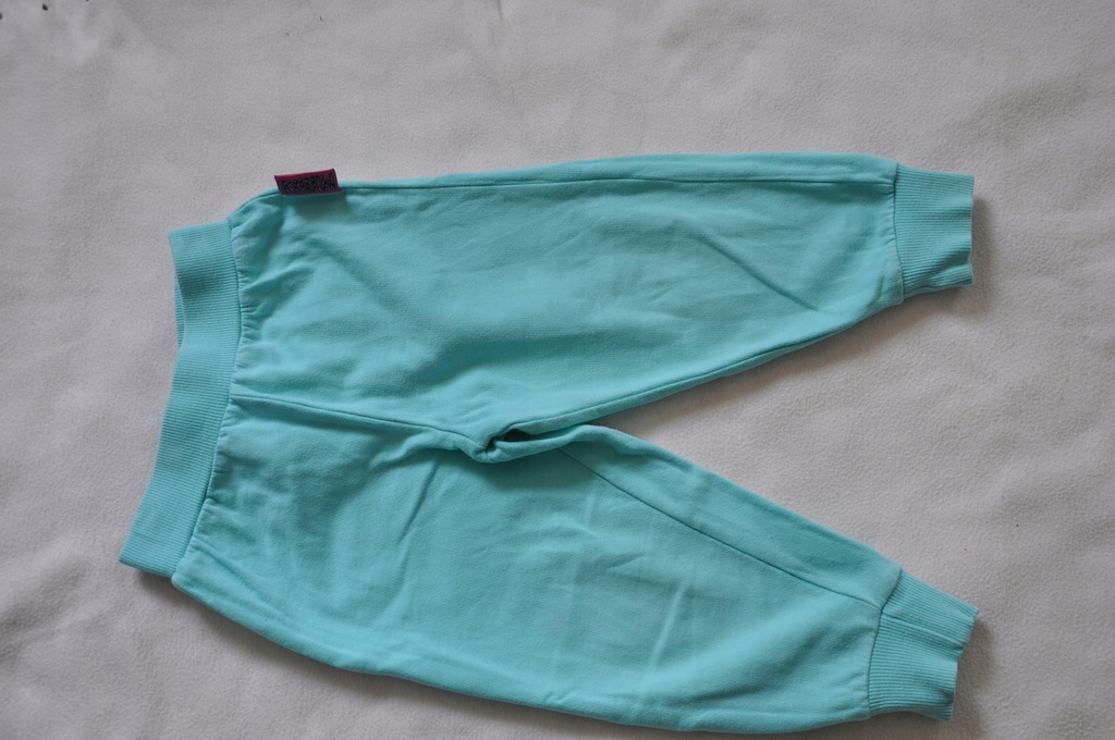 DISNEY - Spodnie dresowe 98 cm (2-3 lata) stan DB