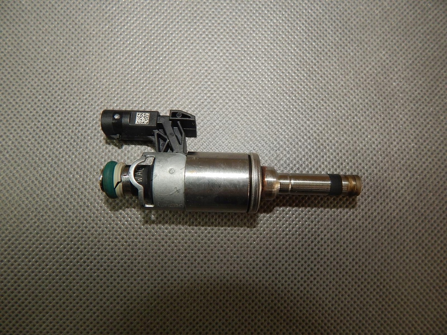 AUDI A3 8V INJECTION INJECTOR 0261500354 04E906036Q