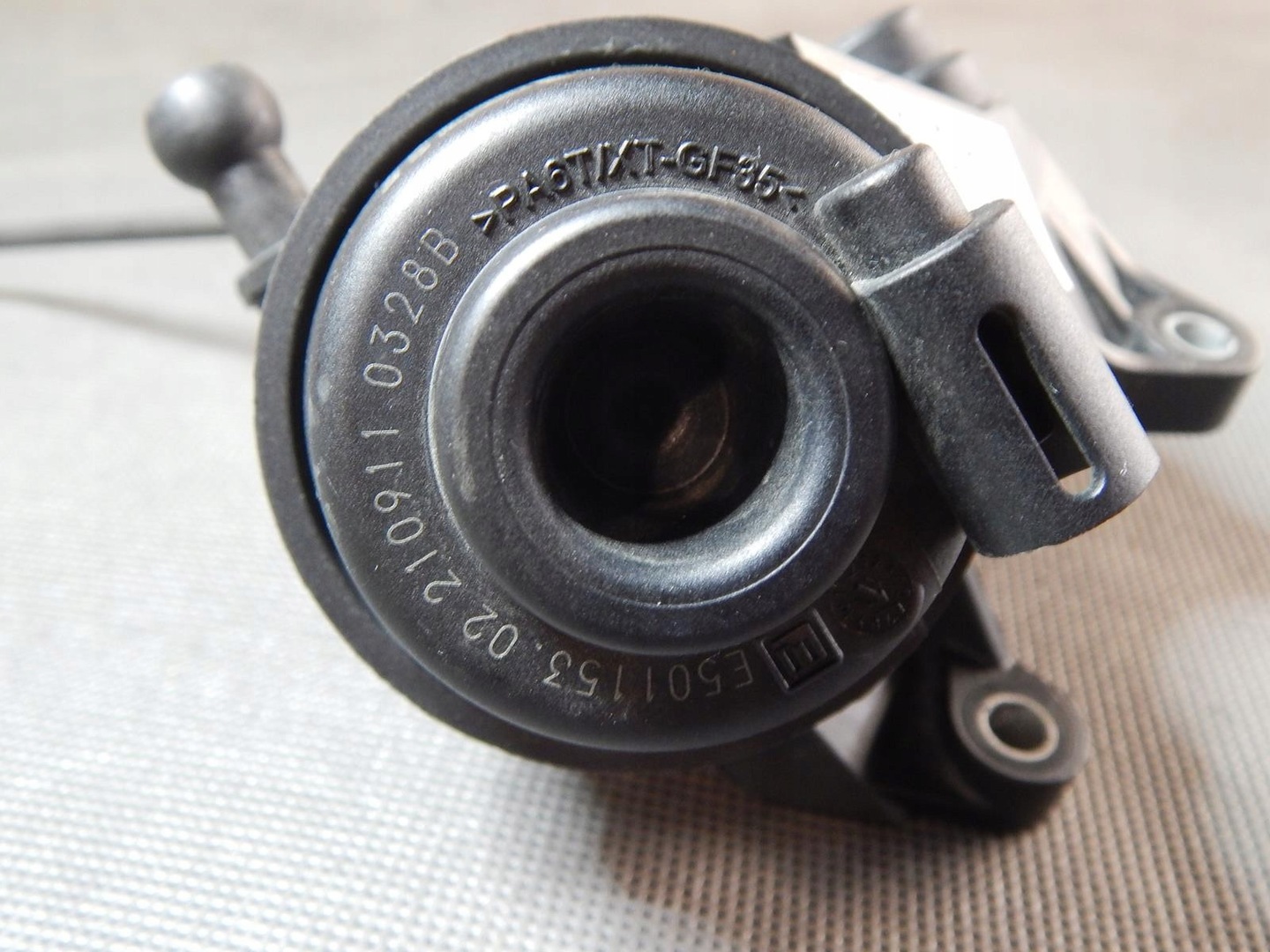 AUDI S8 A8 D4 VALVE PEAR TURBINE