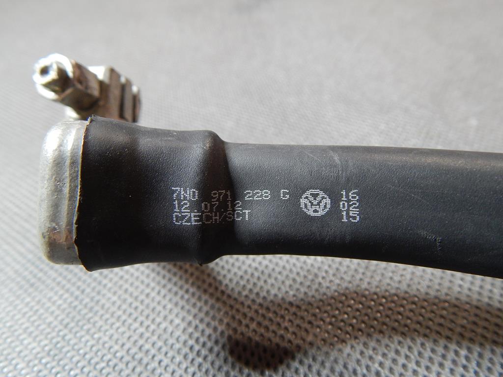 VW SHARAN 7N Tubi per batteria 7N0971228G