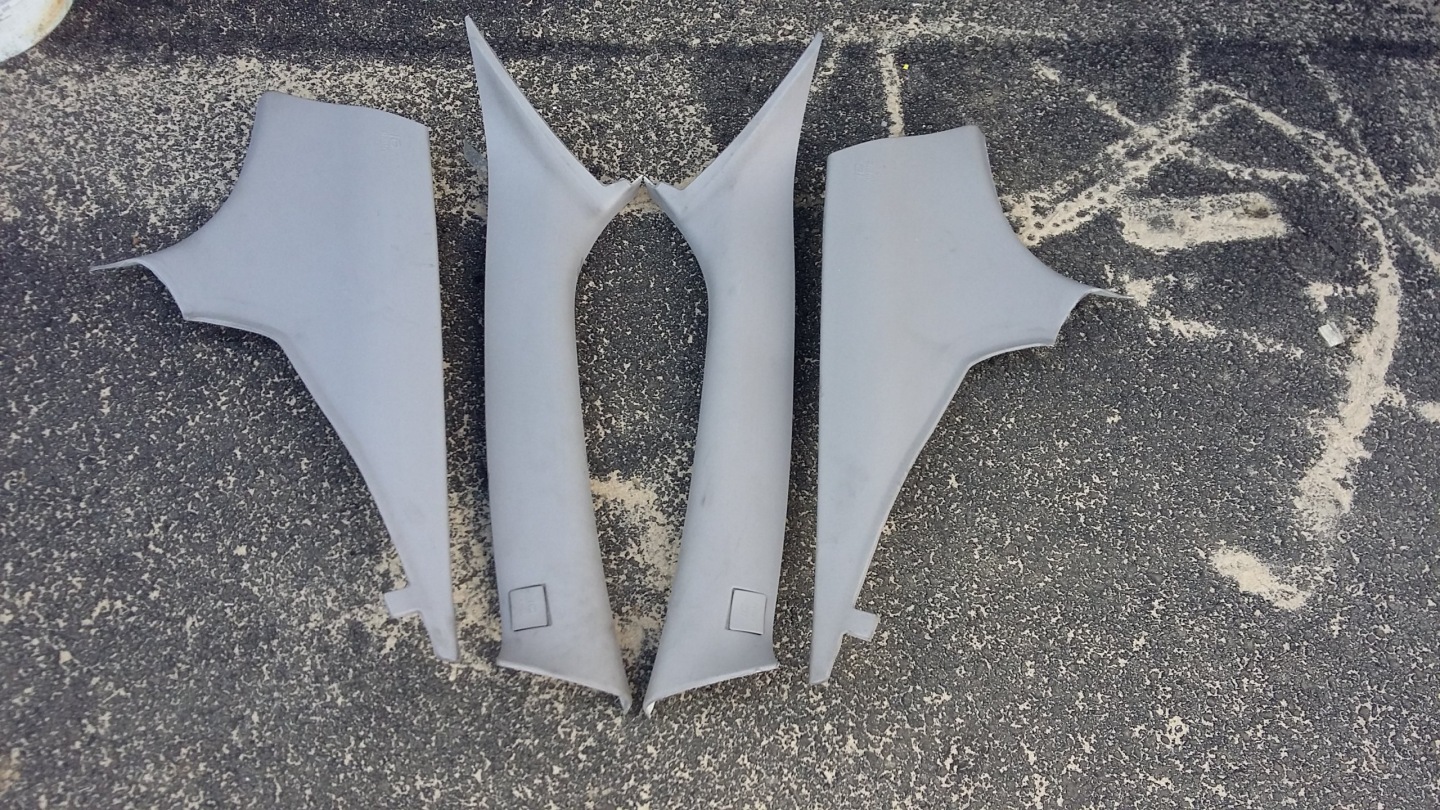 cover inner side SLUPKA A left front VOLVO S80 II 10r OE