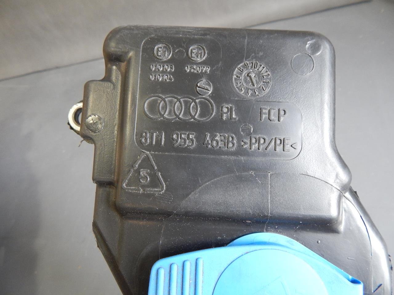 AUDI A4 S4 8K washer fluid tank 8T1955453C
