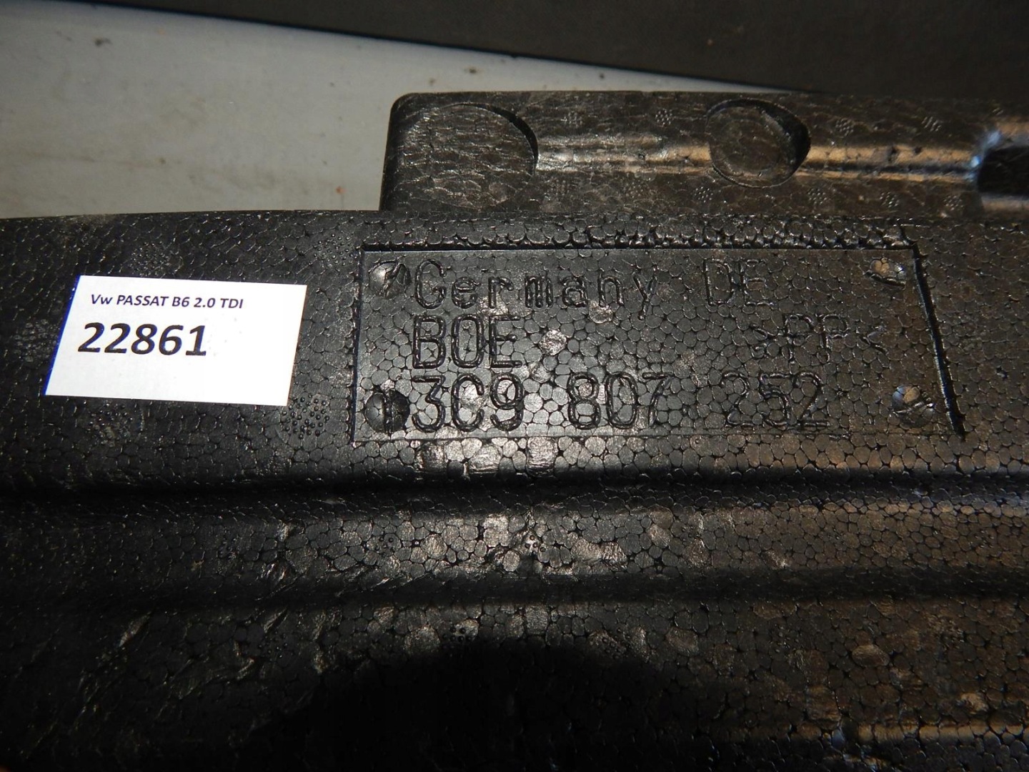 VW PASSAT B6 Stoßstangenträger heck 3C9807252