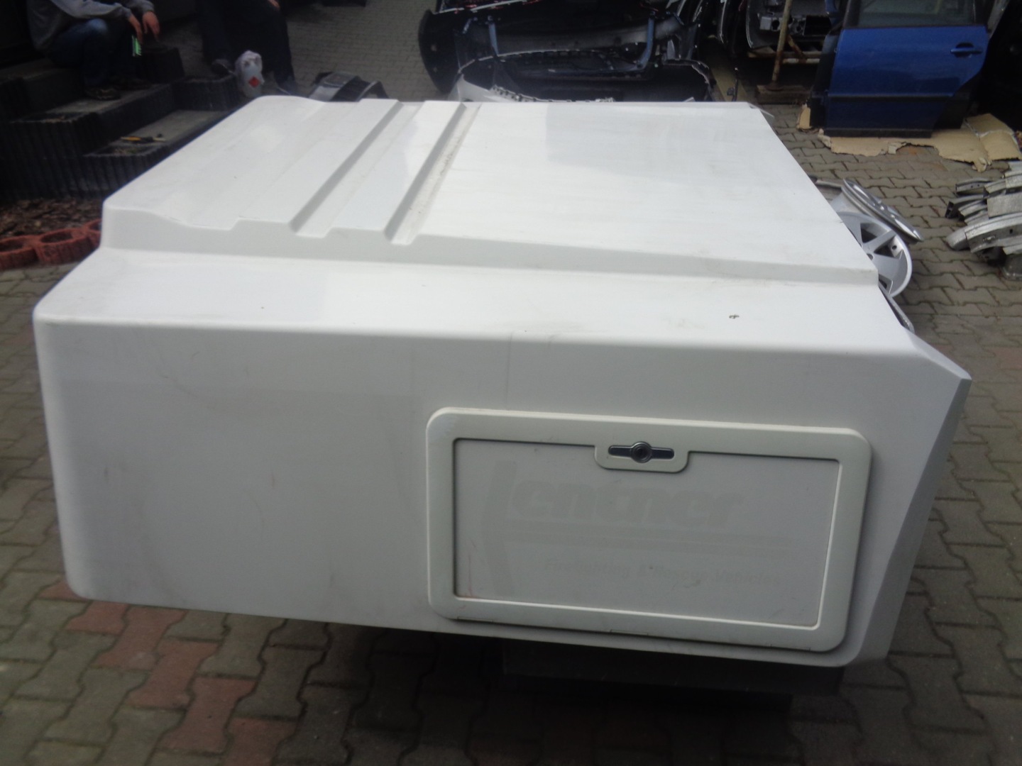 ZABUDOWA rear boot BURTA VW AMAROK