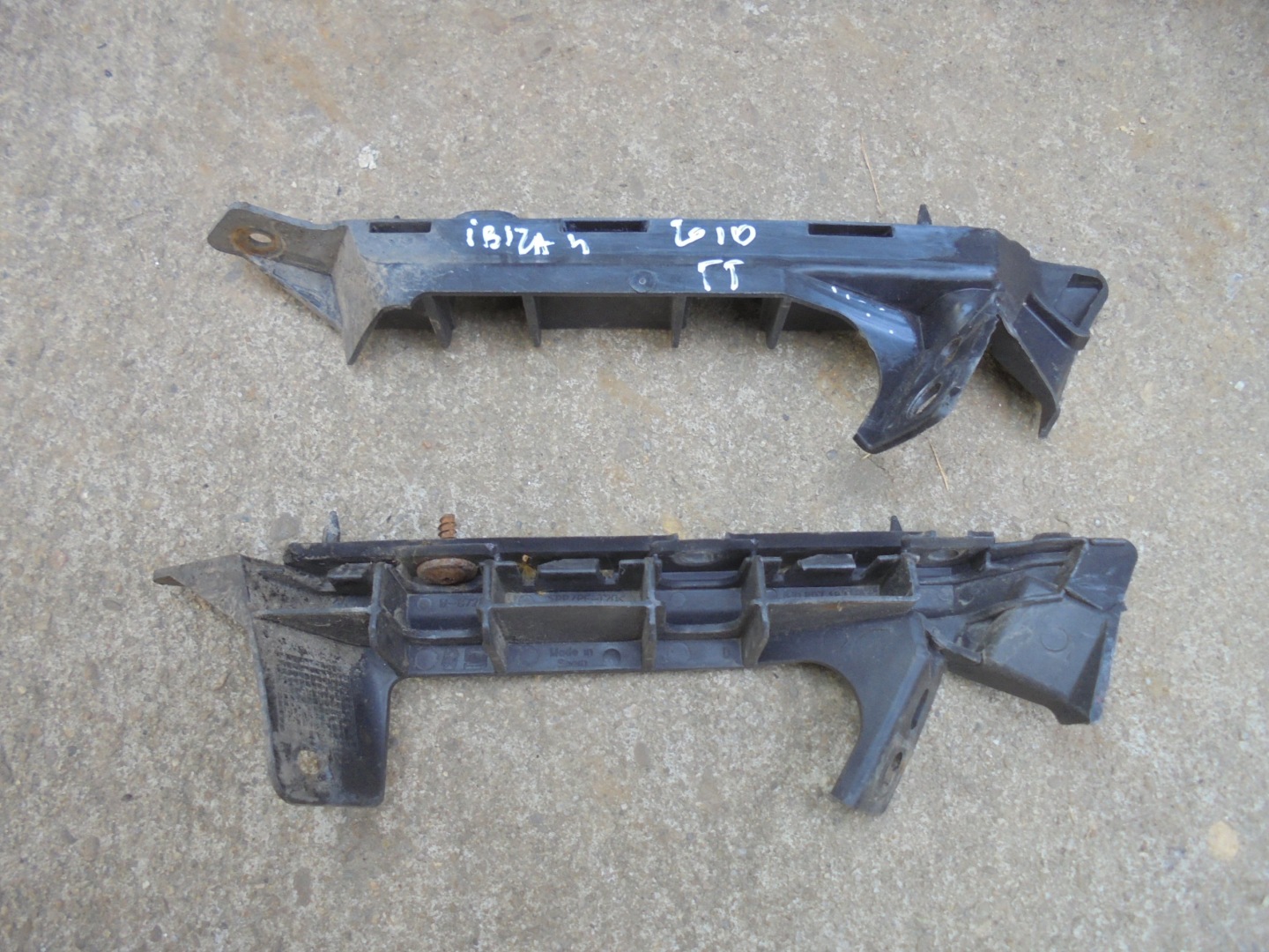 bumper bracket holder SEAT IBIZA 4 IV 2008
