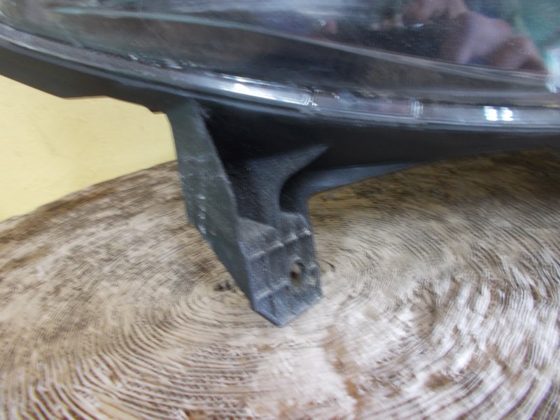 light front front right OPLE VIVARO 14