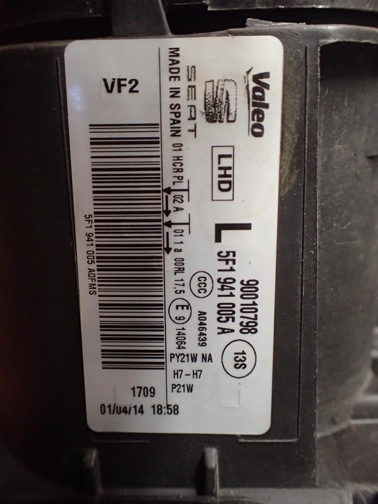 light front front left SEAT LEON III 012