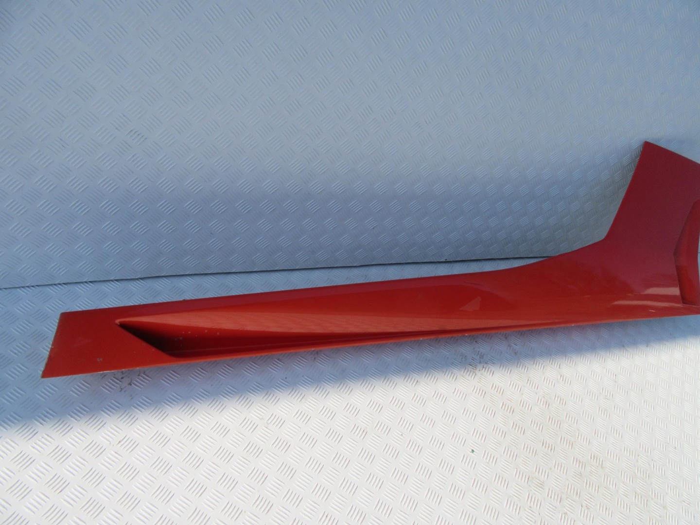 LAMBORGHINI AVENTADOR threshold left moulding cap