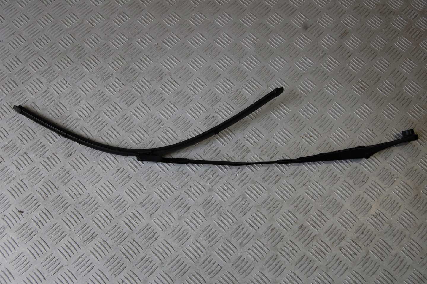 wiper arm wiper left AUDI A8 D5 4N