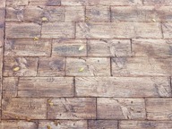 Štýlová terasová doska z betónu imitácia dreva – ideálna pre vašu záhradu