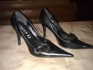 SZPILKI KLASYCZNE roz.36 czarne