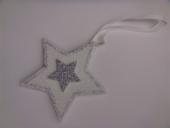 Zawieszka BIAŁA GWIAZDA z pianki*