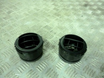 фото thumb №1, Ґрати повітропровід rav4 2013-2015