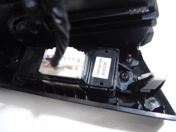 фото thumb №9, Бардачок полка консоли 84630-3z620 hyundai i40 2013