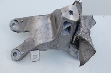 AUDI A4 A5 КРОНШТЕЙН ФОНАРЯ ДВИГАТЕЛЯ 8K0199388AN