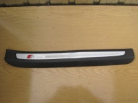 фото thumb №1, Audi q7 s-line молдинг поріг правий перед 4l0