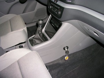 SEAT IBIZA CORDOBA 99- nowa blokada skrzyni biegó