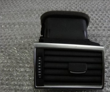 фото thumb №1, Audi a8 d3 решётки решётка обдув правая хром