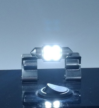 Светодиодная лампа M-Tech C5W SV8.5 31мм с диодами OSRAM 5700K - комплект. 2 шт.