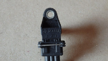 фото thumb №1, Датчик положение вала renault 1.9 dci 8200038472