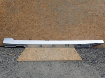 фото thumb №1, Планка порогова поріг правий vw passat b8 3g0 853 858