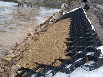 GEOCRAT GEOGRID высота 2,5см - 2,6х6,3м = 16,38м2