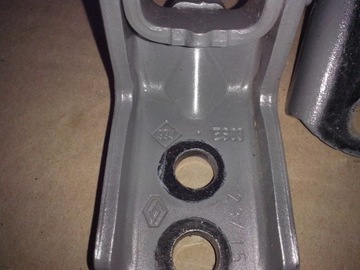 фото thumb №3, Петля двері renault kadjar