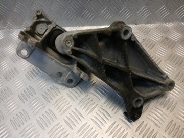 ПОДУШКА ДЛЯ ЛАП TWINGO III 0.9 SCE 112536030R