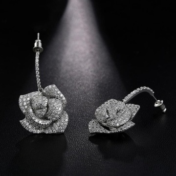 СЕРЬГИ NASSARIUS С БРИЛЛИАНТАМИ РОЗОВОЕ ЗОЛОТО SWAROVSKI