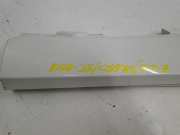 фото thumb №12, Mercedes e klasa w212 молдинг порог правая порог