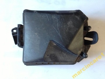 Корпус запобіжників clio iii рестайлінг фото №1