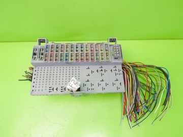 Коробка предохранителей opel astra f i 1.6 8v 91-94 фото №1