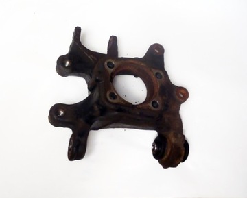 Avensis t27 08-18 поворотна опора колеса ліва зад ступиця фото №1