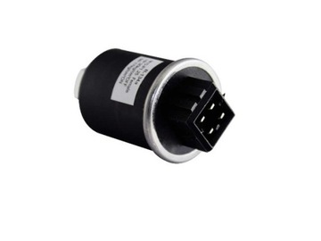 Датчик тиску кондиціонера audi a4 b5 b6 a8 d2 фото №1