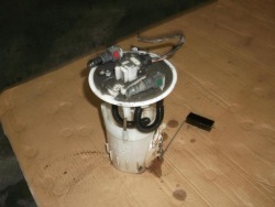 насос поплавок renault LAGUNA 2 РЕСТАЙЛИНГ 2.0 --