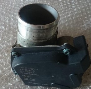Audi A8 S8 D4 2.0 TFSI ДРОССЕЛЬНАЯ ЗАСЛОНКА 06F133062Q