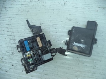 Fuse box renault megane 3 1.9 dci, фото