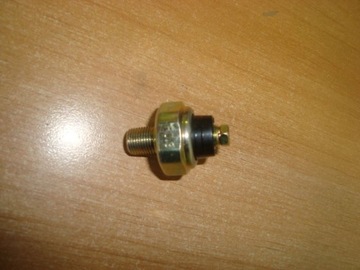 New original pressure sensor oil mazda 626 2, фото