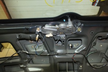 Mazda 6 04r station wagon rear wiper motor covers, фото