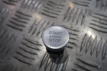 Панель кнопка start stop audi q3 8u 8u0905217a, фото