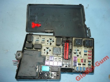 Fuse box mazda 3 sport 1, 6 16v 2008, фото