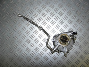 Audi 2010 год rs6 c6 4f 5.0 tfsi насос вакуумная 07l145100b, фото
