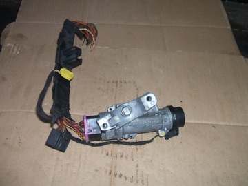 Audi a4 ignition lock connector 4b0905851g, фото