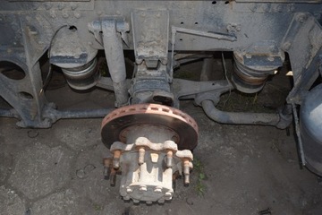 Fasteners posterior bridge thrust dolphin daf xf 105, фото
