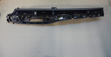 8W1820902C AUDI A4 B9 8W вентиляционная решетка