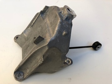 Опора двигателя 4m0199307bn audi a4 a5 8w, фото