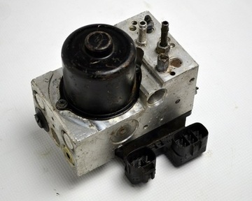 Lexus is200 насос abs 4454024010, фото
