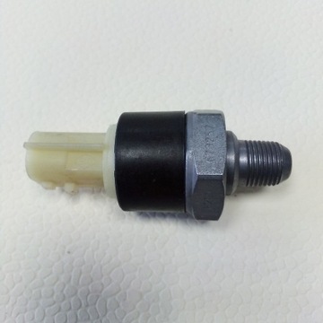 Pressure sensor oil 8200673257 renault, фото
